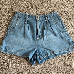 American Eagle Mom shorts